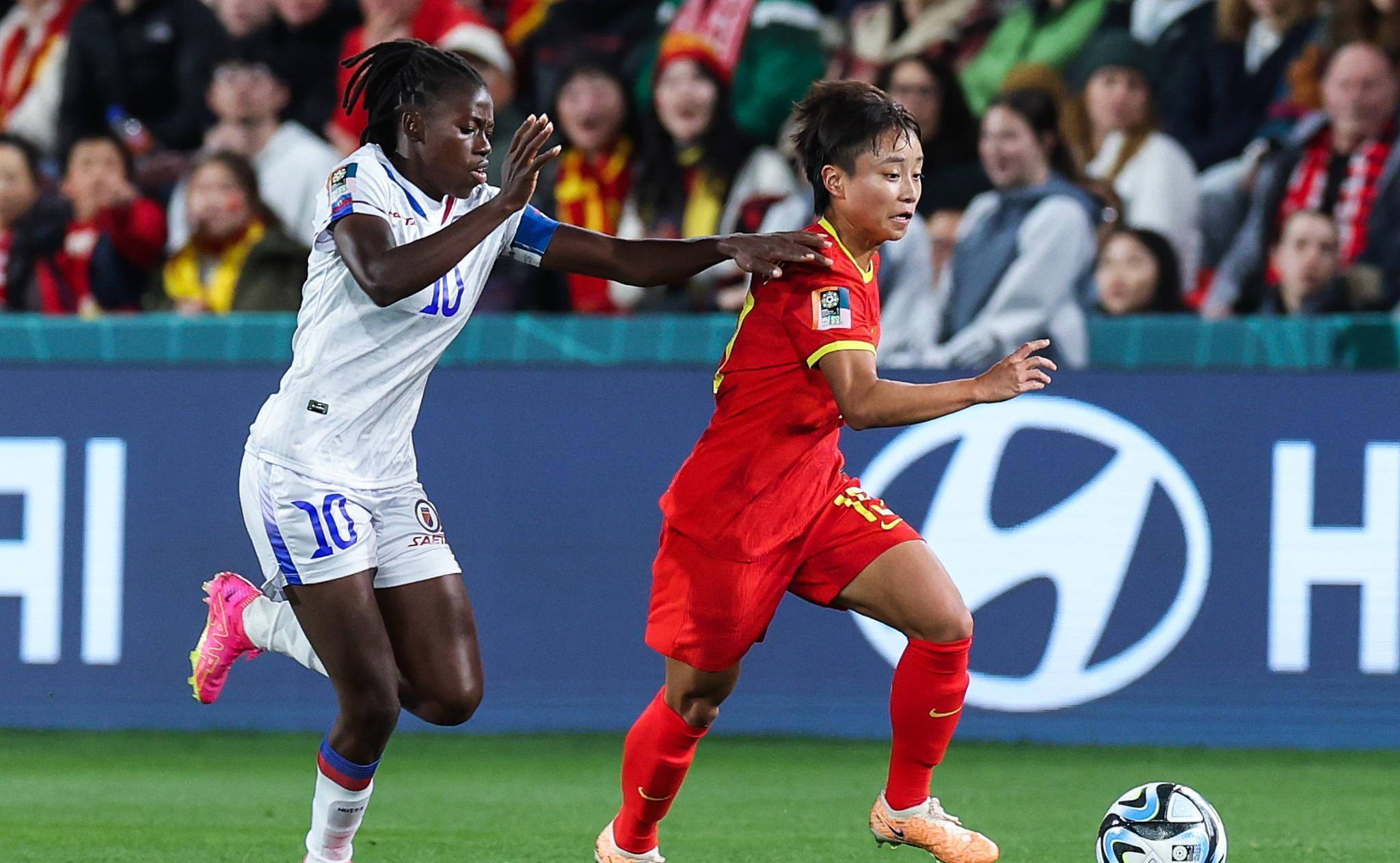 雷火电竞合作-乌克兰女足一战定输局朝女足巅峰迈进的简单介绍