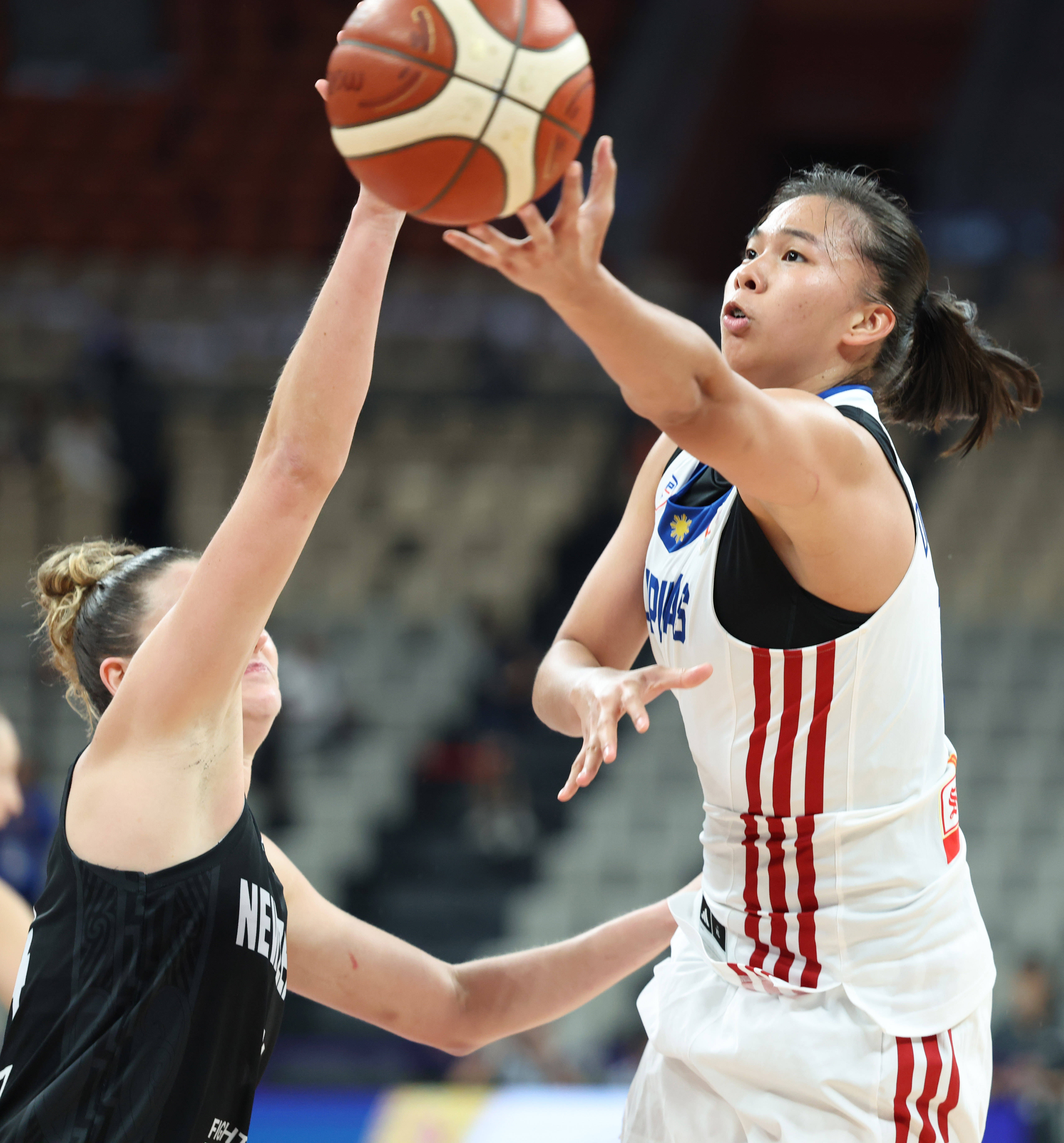 包含亚洲杯篮球赛员工措施加强，确保安全的词条