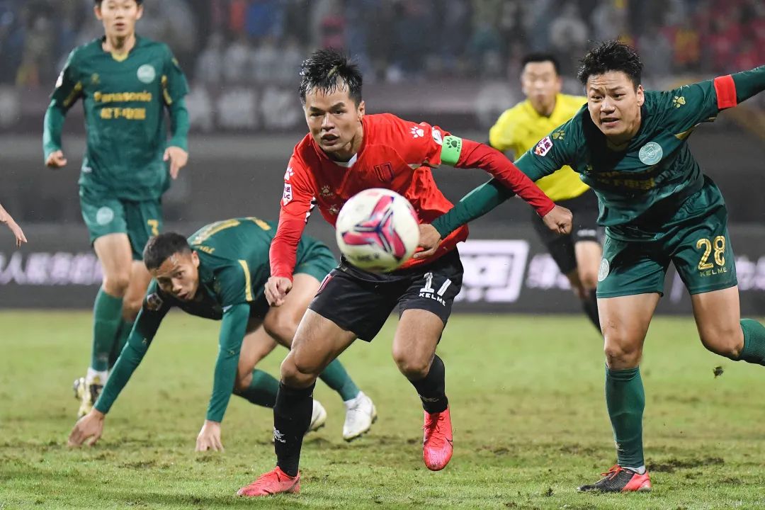 雷火电竞入驻-人队长力挺队友，力争晋级季后赛