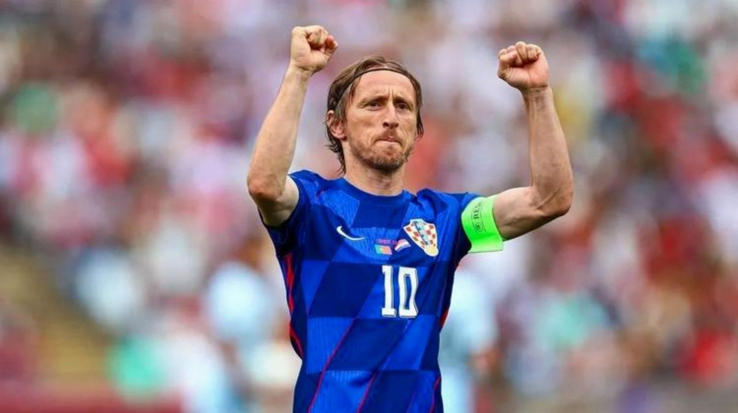 国际米兰碾压马德里竞技,莫德里奇刷新纪录 国际米兰碾压马德里竞技,莫德里奇刷新纪录