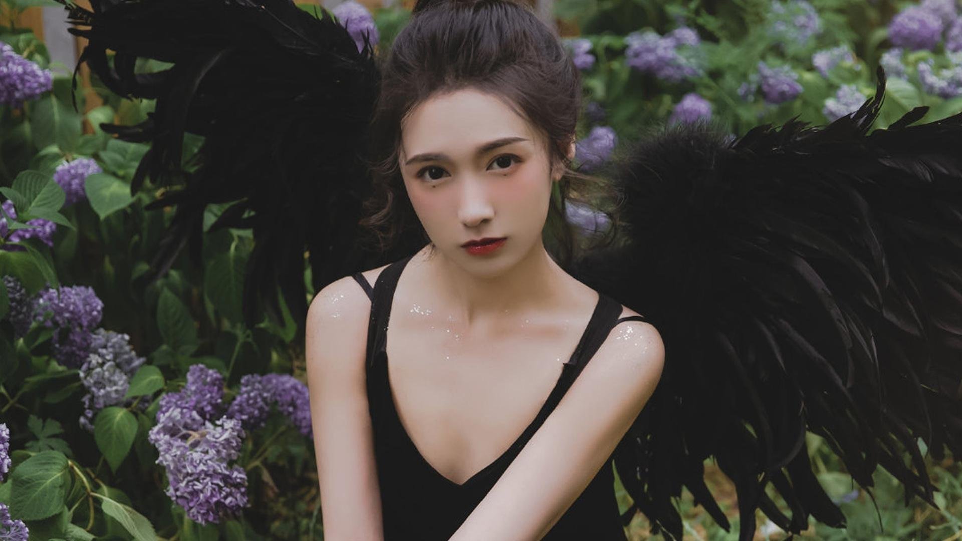 防守的真谛，从穆勒的智慧到拉齐奥的铁壁，锁死对手的两种维度