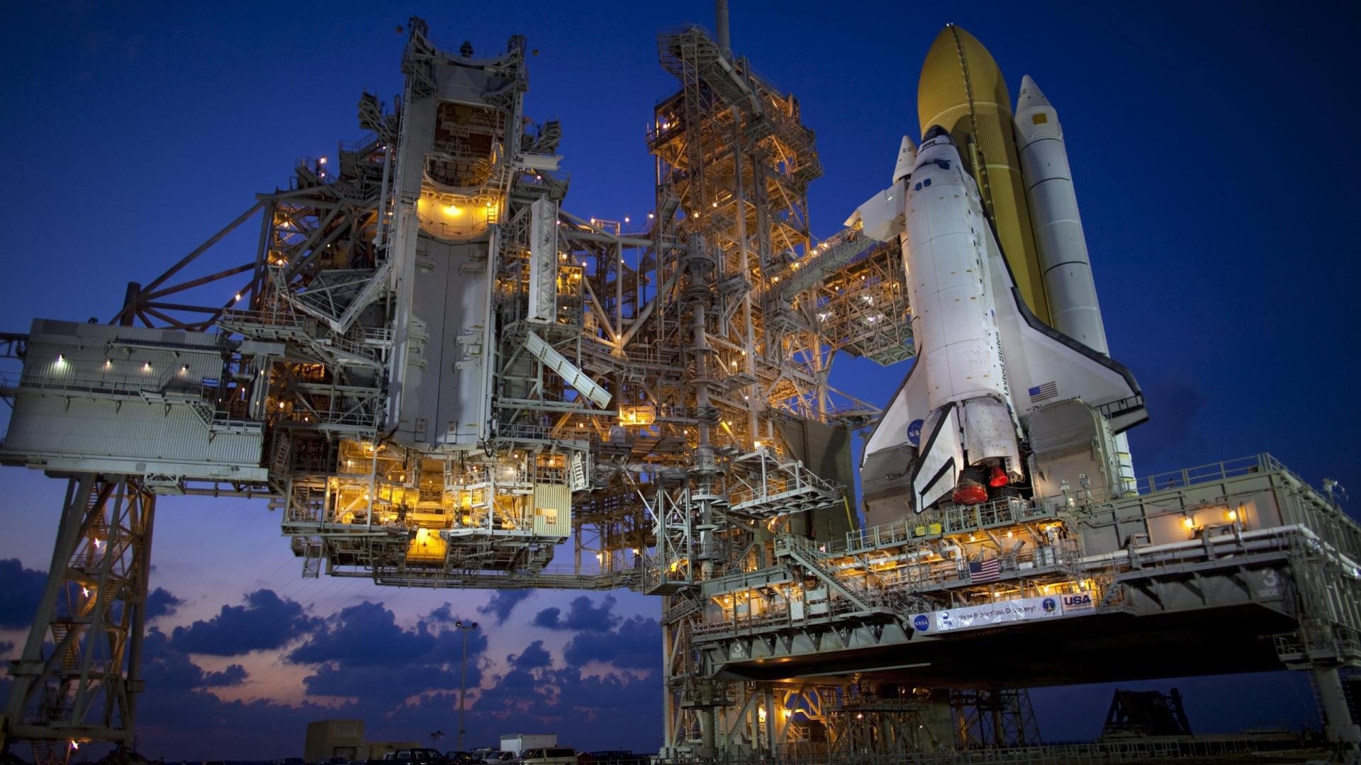 雷火电竞-当不可阻挡的布克，遭遇不可逾越的密尔沃基长城—一场定义无解的跨维度碾压