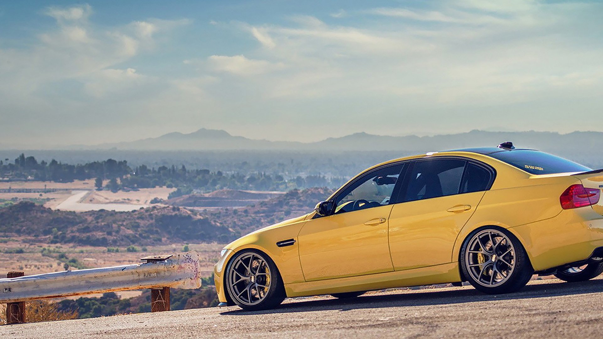 雷火电竞官网-东决烽火映照国际棋局，当乌克兰的火力压制了法国的篮下