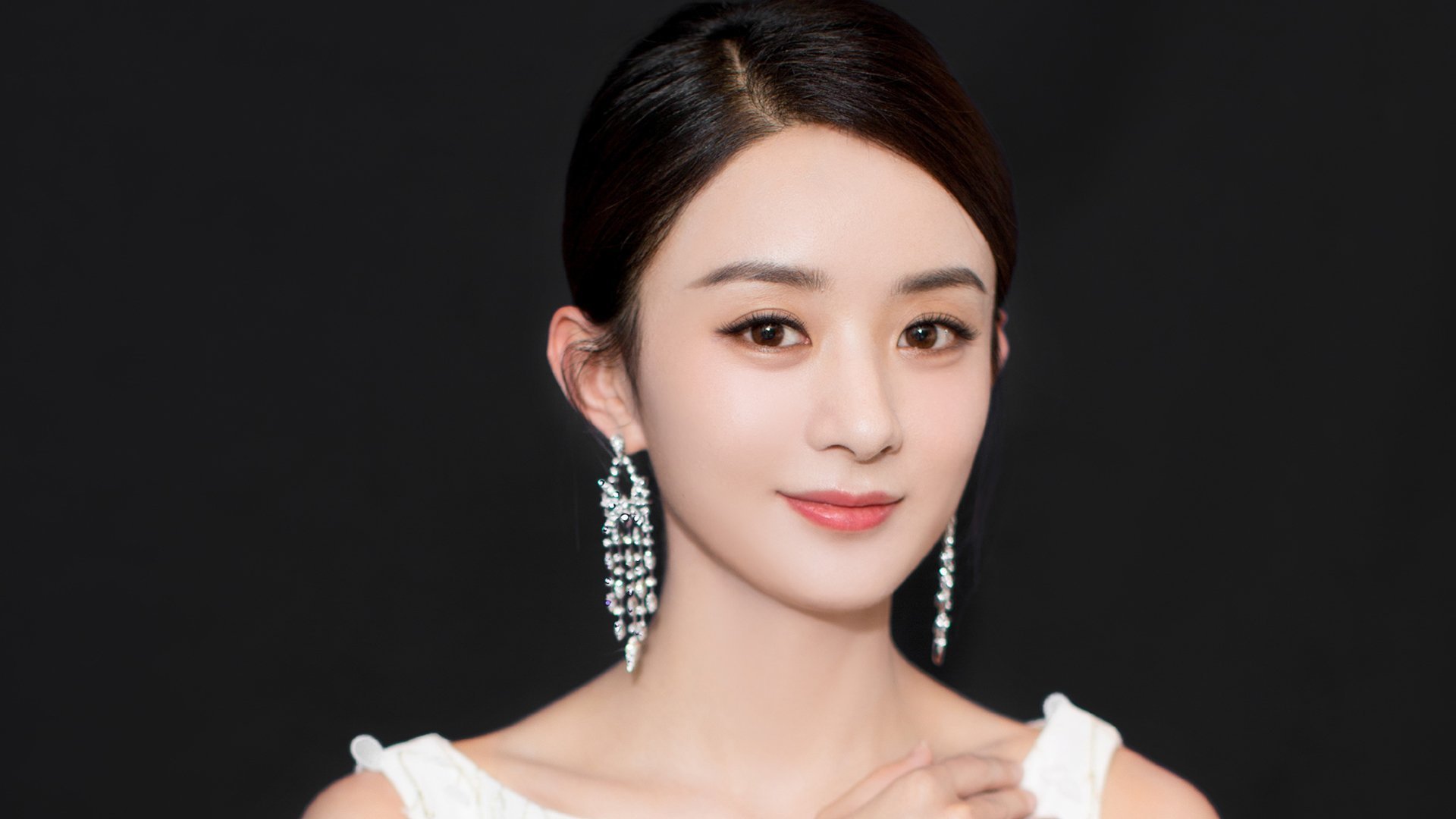 雷火电竞充值-头文字9的终极形态，当本泽马的节奏艺术，遭遇波兰尖峰的钢铁洪流