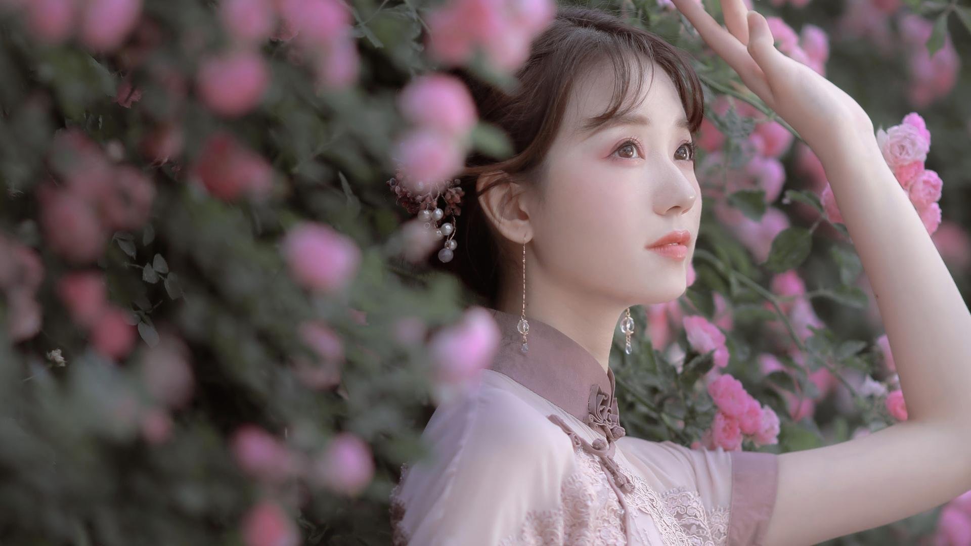 雷火电竞入驻-未知星系的航程，巨星闪光与冷门频发的现代足球引力场