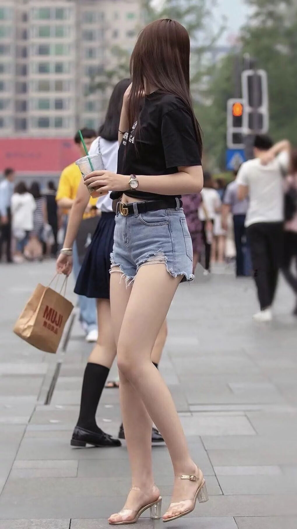 佩德里独舞奏响绝唱,奥地利冰冷手术刀,剖开西班牙黄金时代最后的黄昏